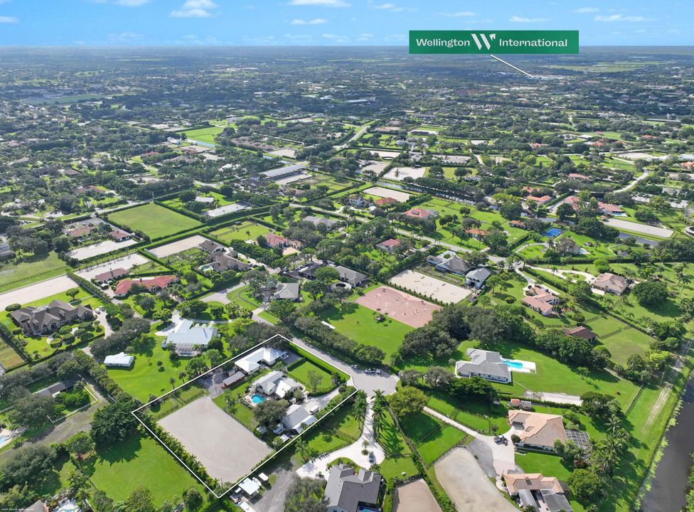 В аренду: $25,000 (1 спален, 2 ванн, 504 Квадратных фут)