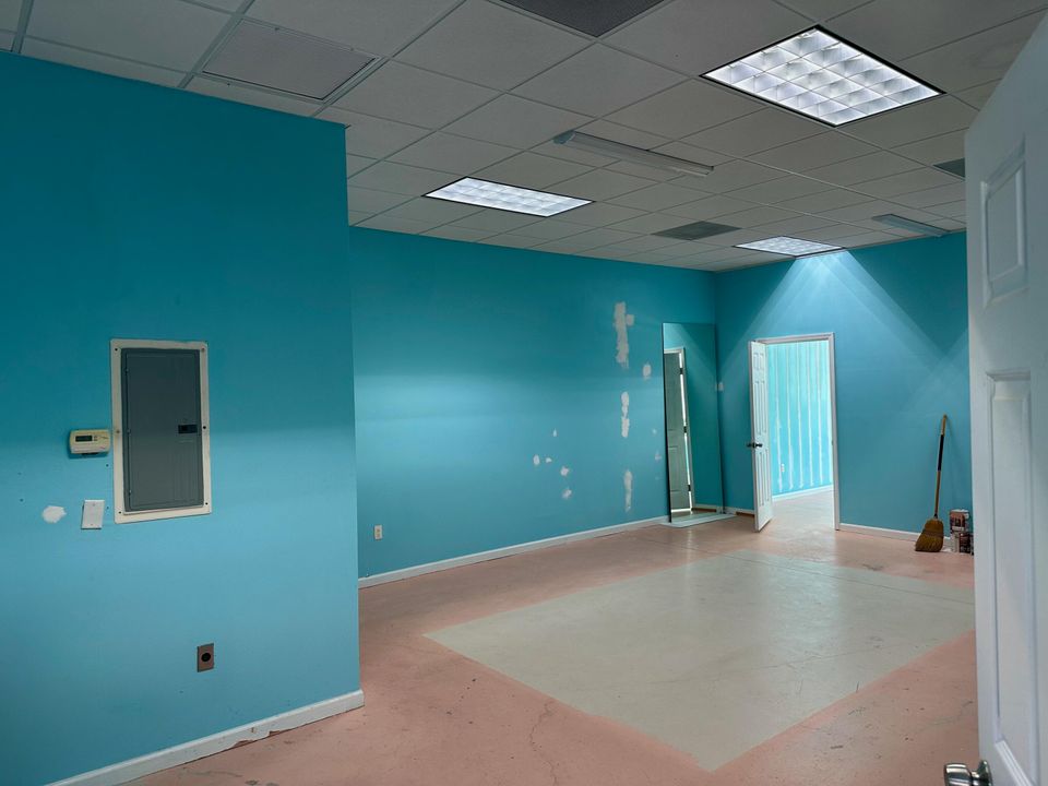 For Sale: $5,999 (0 beds, 0 baths, 10526 Square Feet)