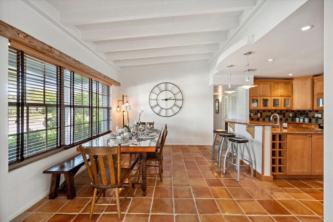 For Rent: $5,500 (2 beds, 2 baths, 1574 Square Feet)