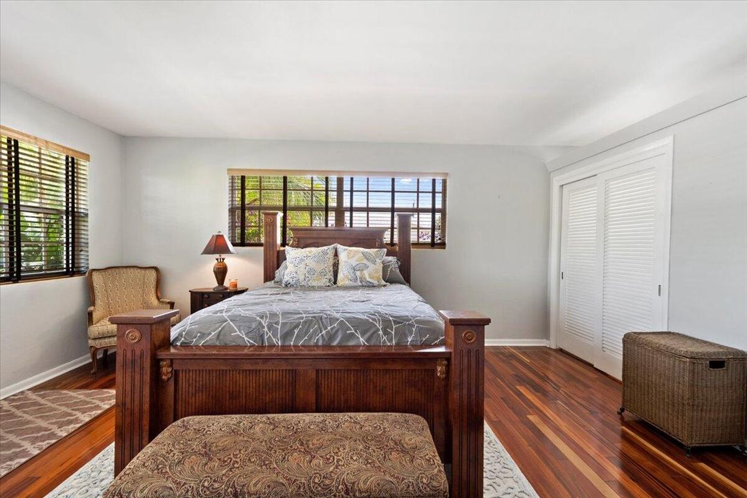 For Rent: $5,500 (2 beds, 2 baths, 1574 Square Feet)