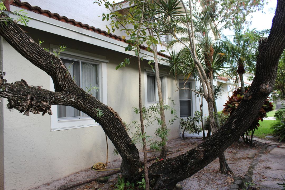 For Sale: $450,000 (3 beds, 2 baths, 1680 Square Feet)