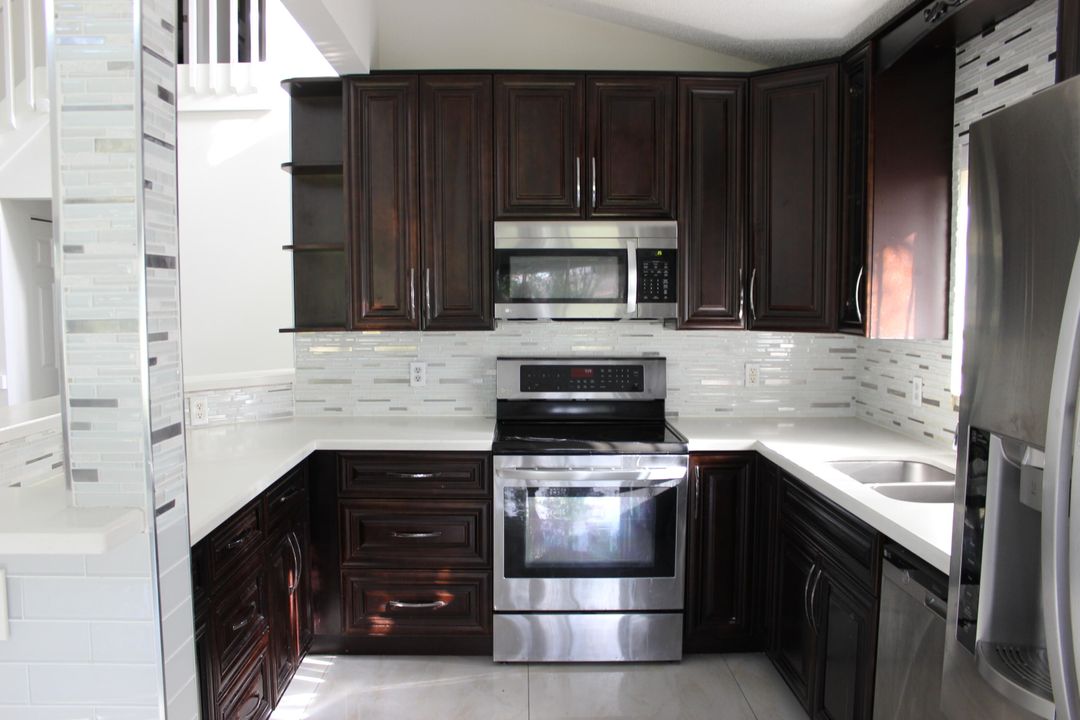 For Sale: $450,000 (3 beds, 2 baths, 1680 Square Feet)