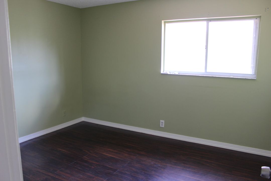 For Sale: $450,000 (3 beds, 2 baths, 1680 Square Feet)