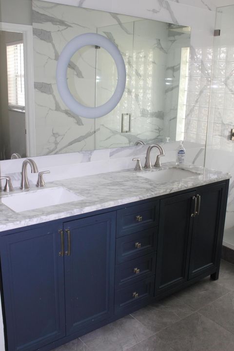 For Sale: $450,000 (3 beds, 2 baths, 1680 Square Feet)