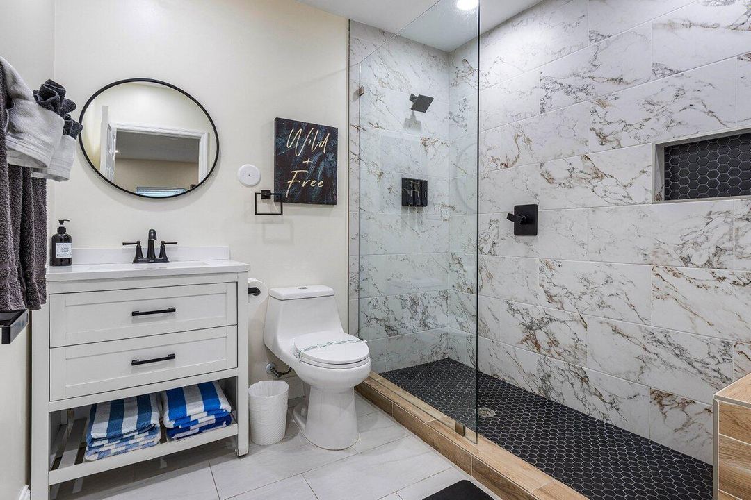 Active With Contract: $1,500,000 (6 beds, 3 baths, 2367 Square Feet)