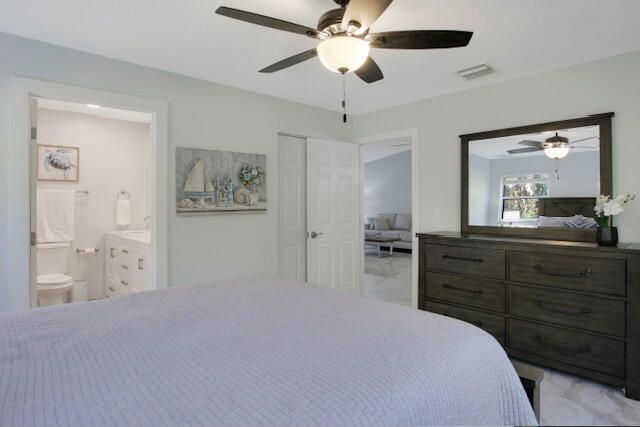 Active With Contract: $927,900 (5 beds, 4 baths, 2279 Square Feet)