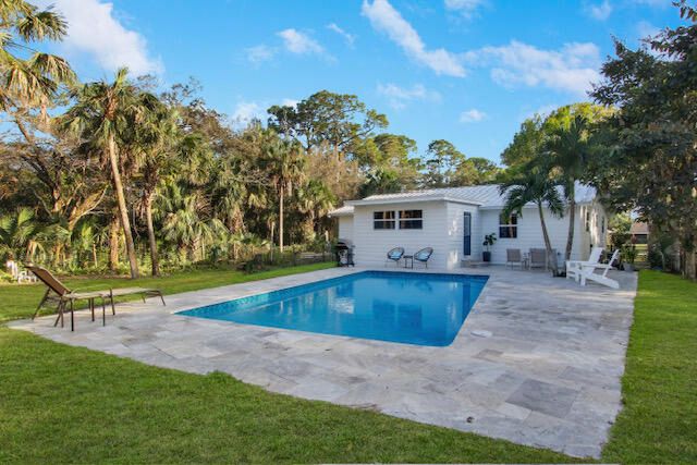 Active With Contract: $927,900 (5 beds, 4 baths, 2279 Square Feet)