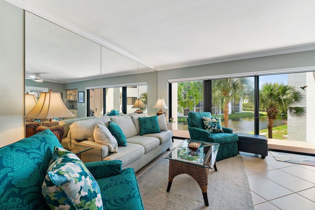 Под контрактом: $6,800 (2 спален, 2 ванн, 1183 Квадратных фут)