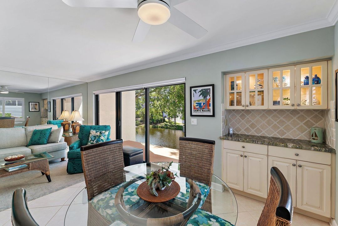 Под контрактом: $6,800 (2 спален, 2 ванн, 1183 Квадратных фут)