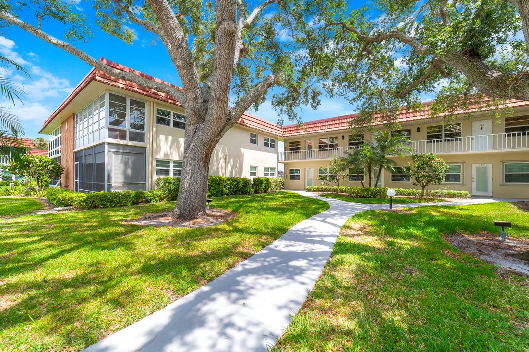 Recently Sold: $155,000 (2 beds, 2 baths, 1000 Square Feet)