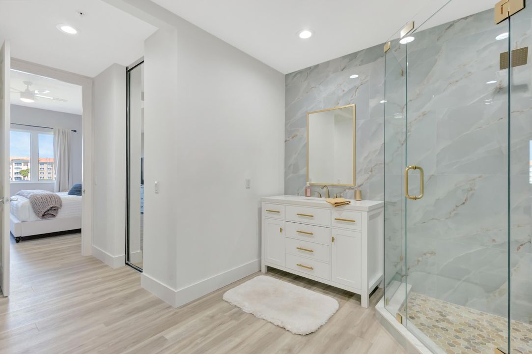 Active With Contract: $436,500 (2 beds, 2 baths, 1989 Square Feet)