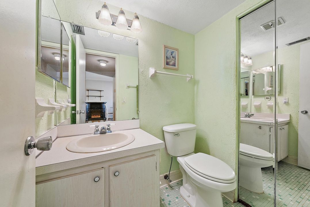 Active With Contract: $79,000 (1 beds, 1 baths, 624 Square Feet)