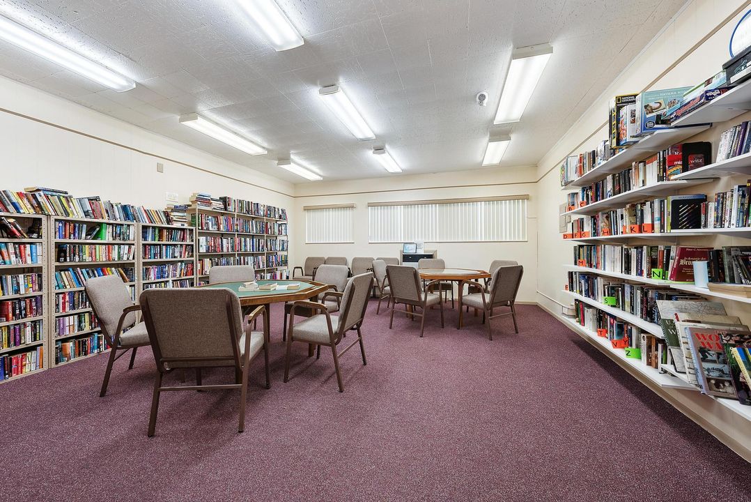 Active With Contract: $79,000 (1 beds, 1 baths, 624 Square Feet)