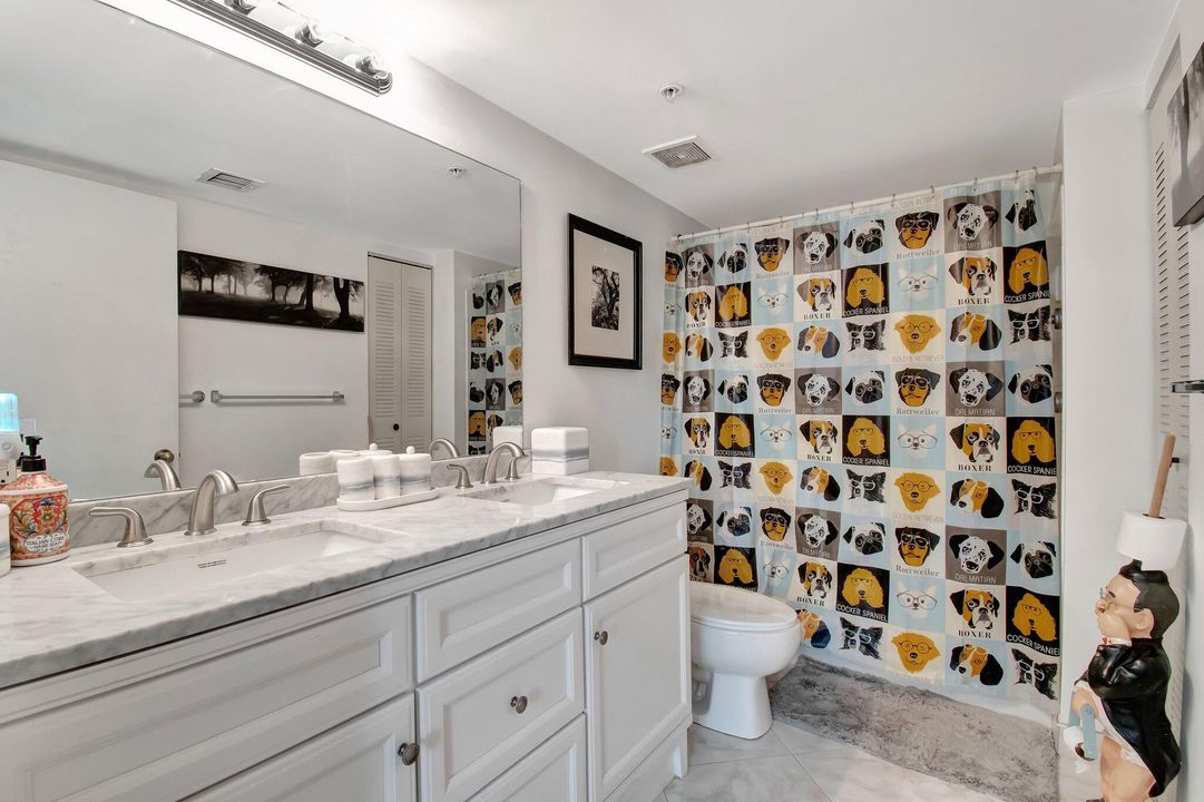 На продажу: $329,500 (2 спален, 2 ванн, 1061 Квадратных фут)