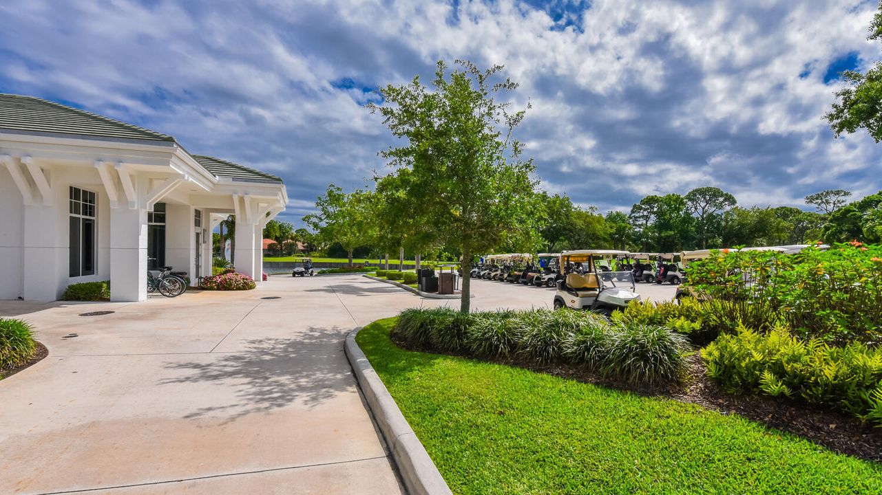 En Venta: $689,900 (3 camas, 2 baños, 2636 Pies cuadrados)