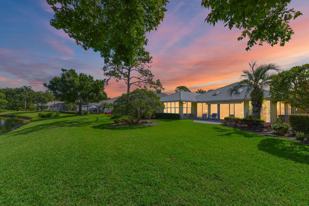 En Venta: $689,900 (3 camas, 2 baños, 2636 Pies cuadrados)