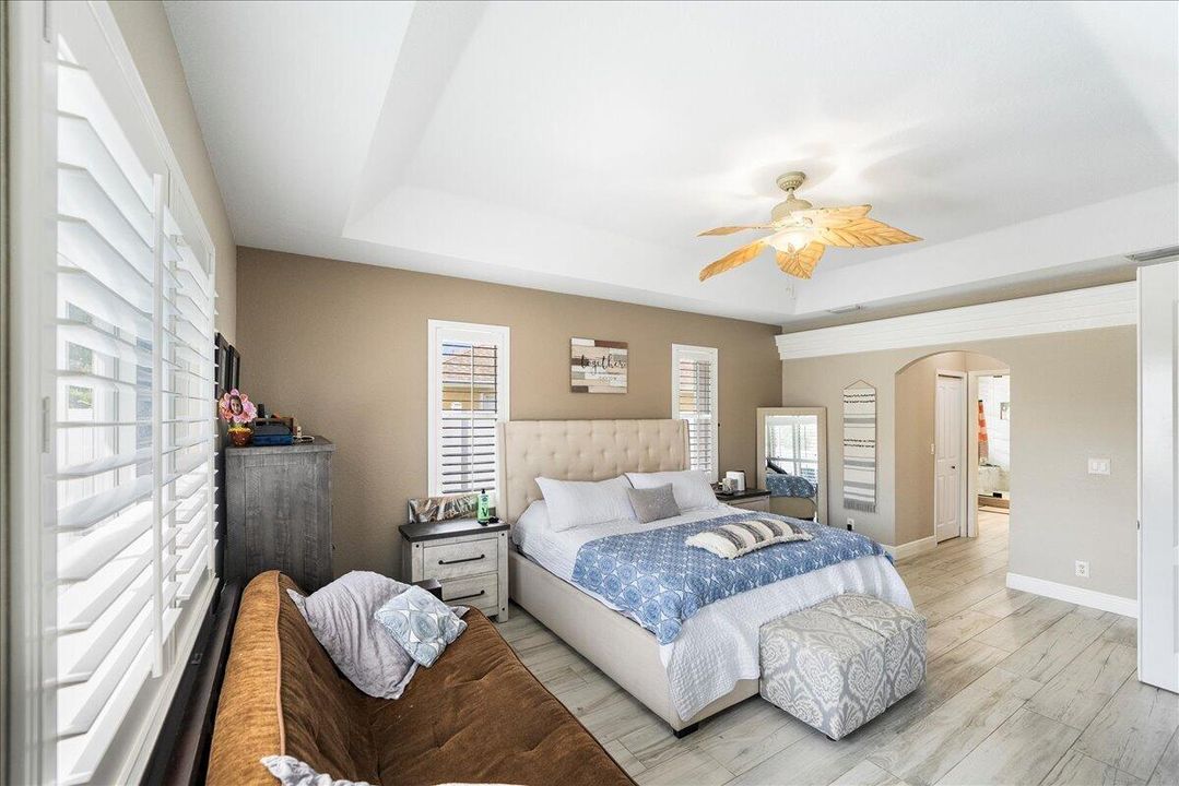 Active With Contract: $645,000 (4 beds, 3 baths, 2547 Square Feet)