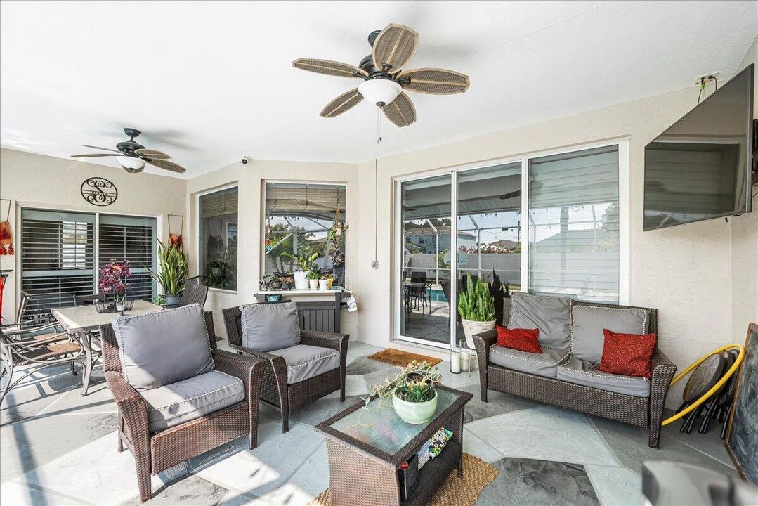 Active With Contract: $645,000 (4 beds, 3 baths, 2547 Square Feet)