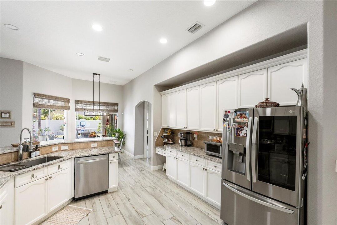 Active With Contract: $645,000 (4 beds, 3 baths, 2547 Square Feet)