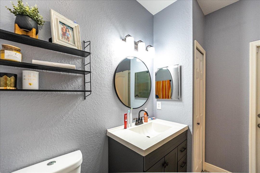 Active With Contract: $645,000 (4 beds, 3 baths, 2547 Square Feet)