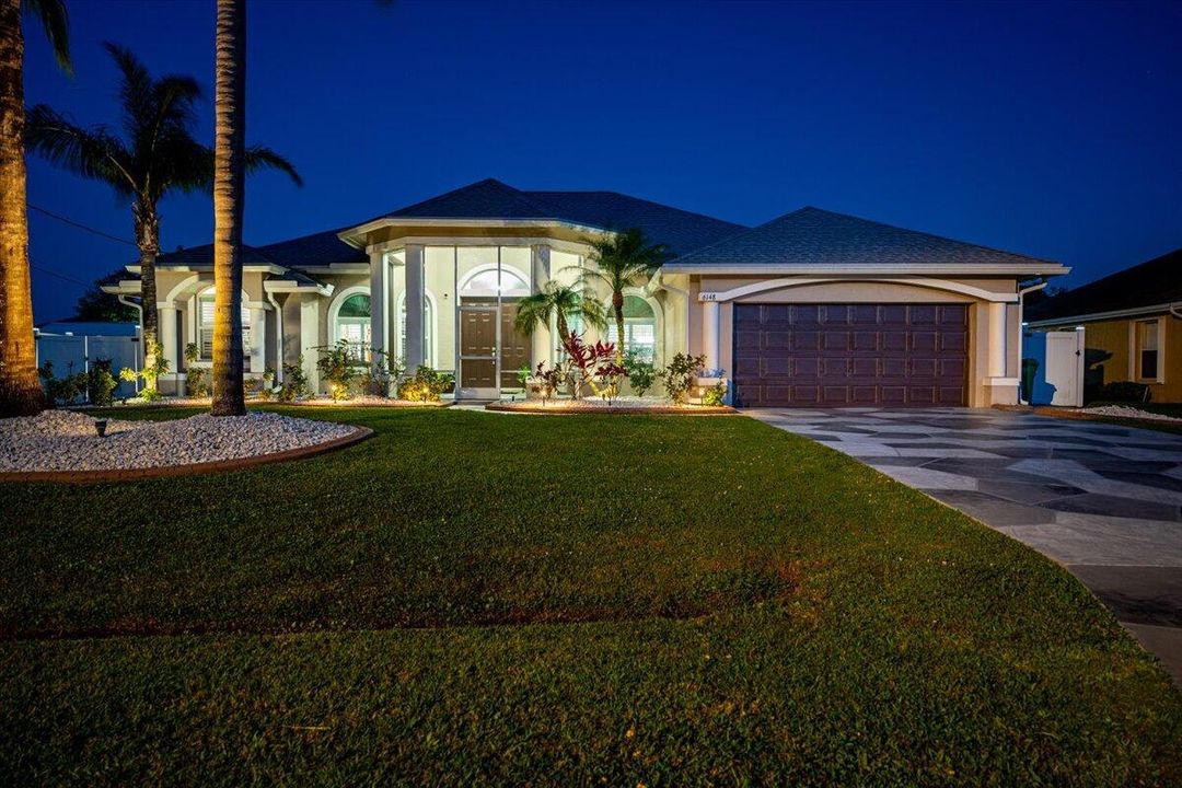 Active With Contract: $645,000 (4 beds, 3 baths, 2547 Square Feet)