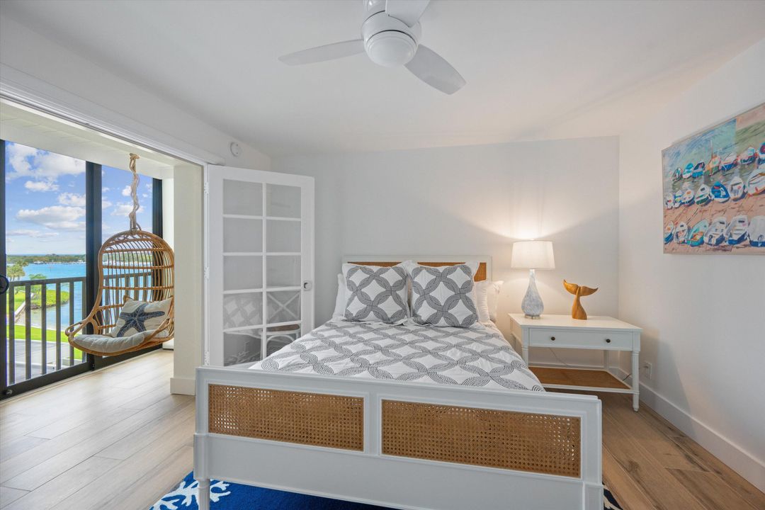 Active With Contract: $1,185,000 (2 beds, 2 baths, 1639 Square Feet)