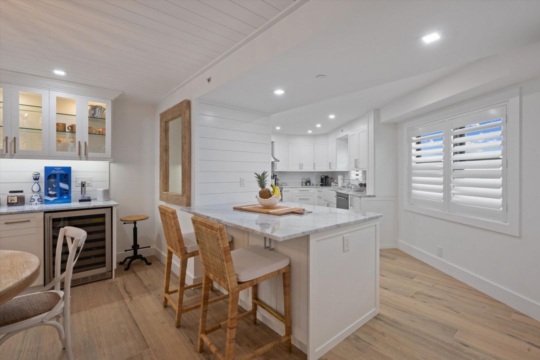 Active With Contract: $1,185,000 (2 beds, 2 baths, 1639 Square Feet)