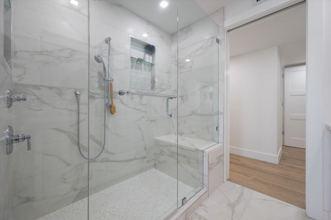 Active With Contract: $1,185,000 (2 beds, 2 baths, 1639 Square Feet)