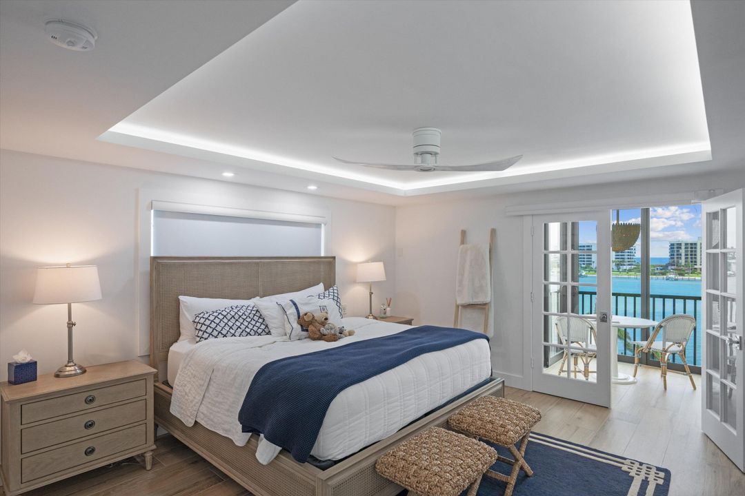 Active With Contract: $1,185,000 (2 beds, 2 baths, 1639 Square Feet)