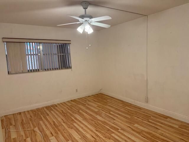 For Sale: $76,999 (2 beds, 2 baths, 880 Square Feet)