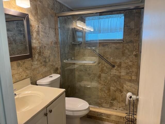 For Sale: $76,999 (2 beds, 2 baths, 880 Square Feet)