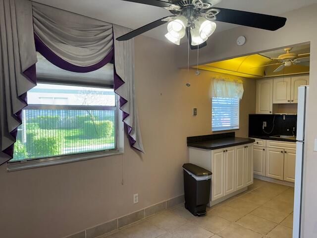 For Sale: $76,999 (2 beds, 2 baths, 880 Square Feet)
