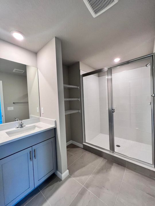 Active With Contract: $2,850 (3 beds, 2 baths, 1808 Square Feet)