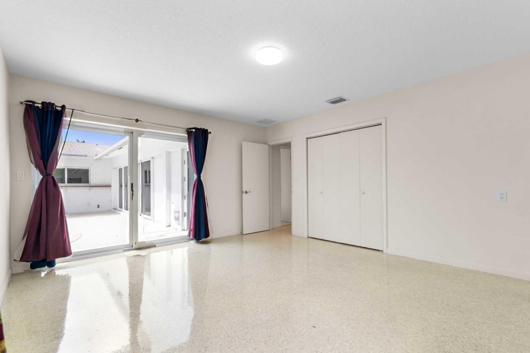 For Sale: $2,145,000 (3 beds, 2 baths, 2683 Square Feet)