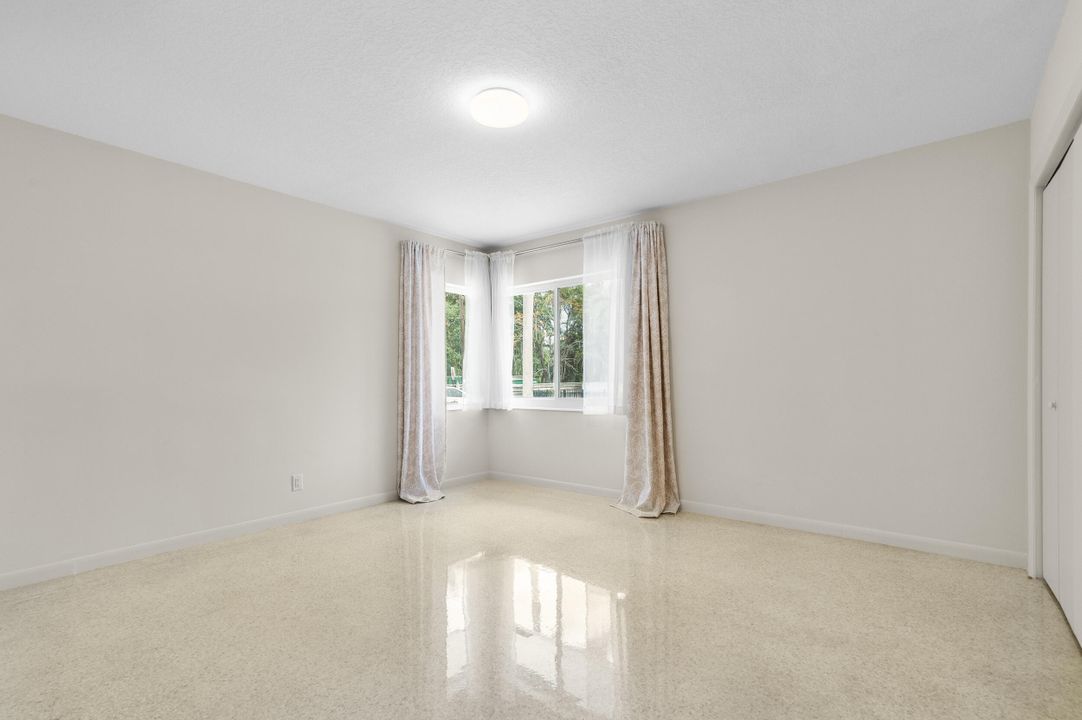 For Sale: $2,145,000 (3 beds, 2 baths, 2683 Square Feet)