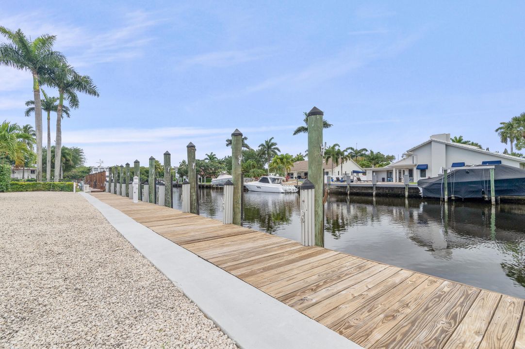 For Sale: $2,145,000 (3 beds, 2 baths, 2683 Square Feet)