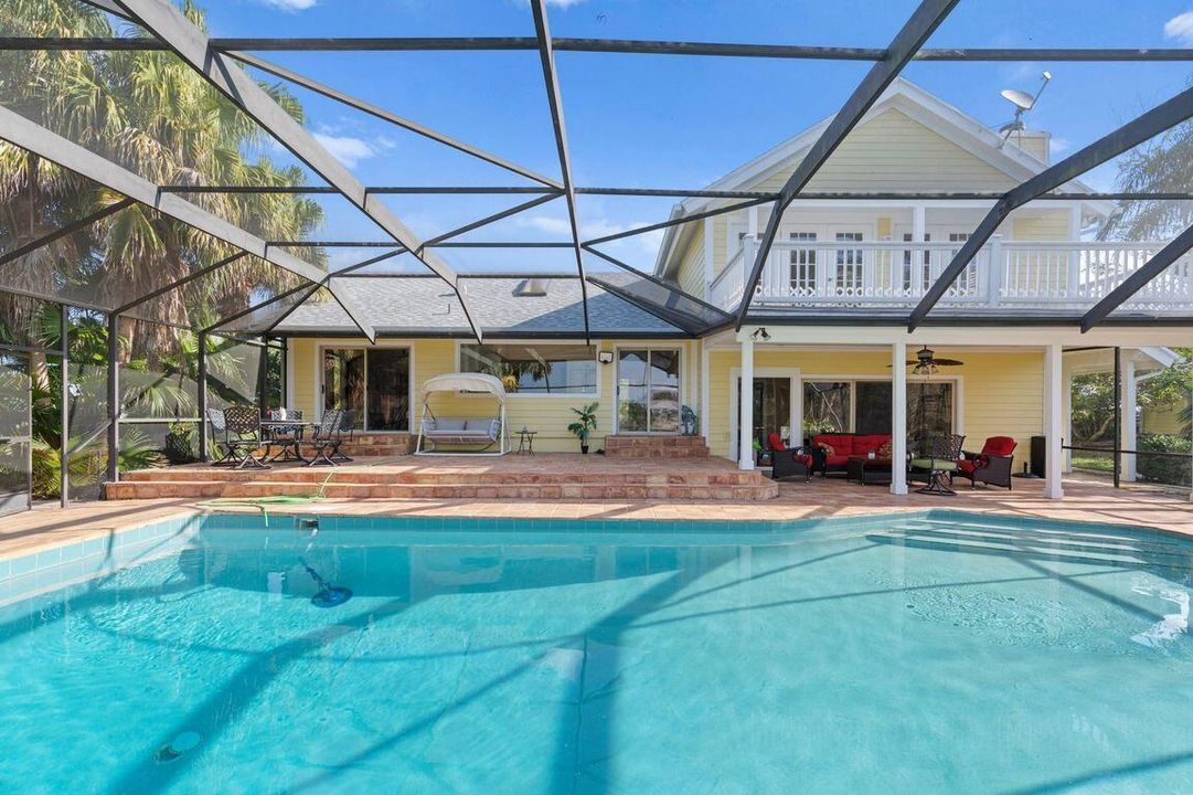 出租: $7,500 (4 贝兹, 3 浴室, 2646 平方英尺)