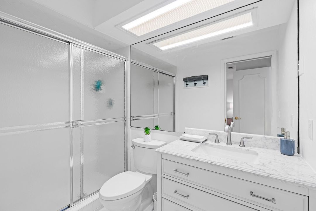 出租: $7,500 (4 贝兹, 3 浴室, 2646 平方英尺)