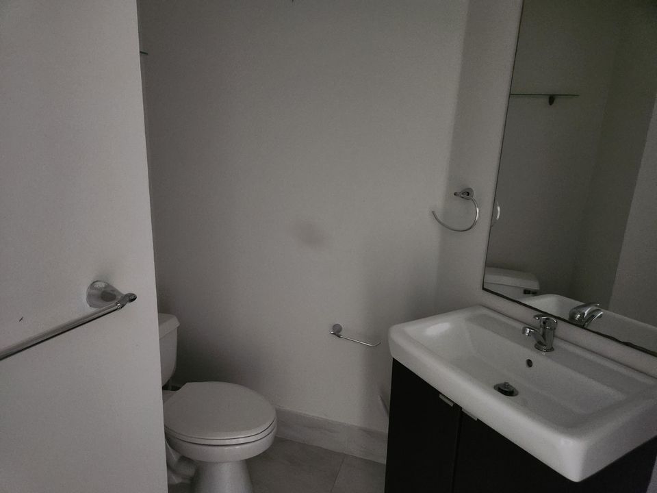 For Sale: $450,000 (3 beds, 2 baths, 1680 Square Feet)