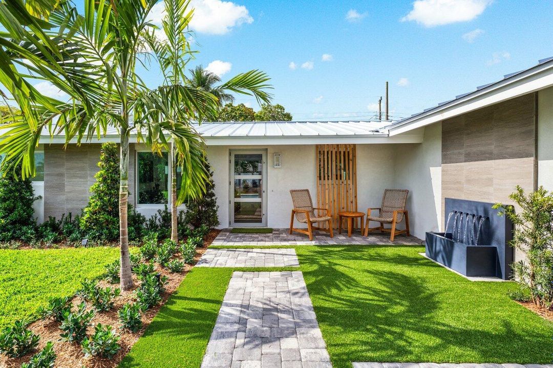 For Sale: $1,595,000 (3 beds, 2 baths, 1907 Square Feet)