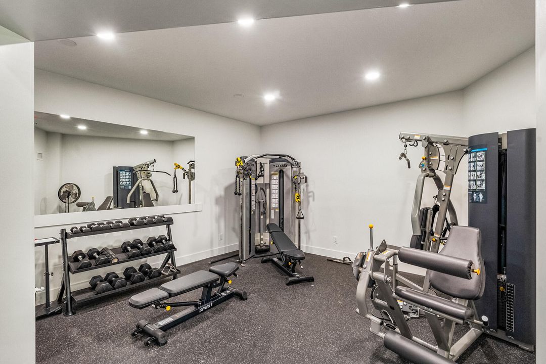 На продажу: $585,000 (2 спален, 2 ванн, 1080 Квадратных фут)