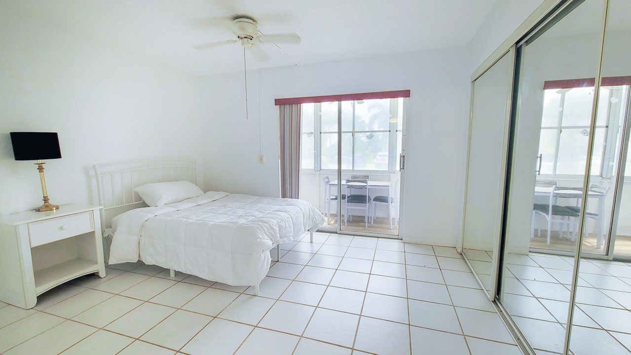 For Sale: $57,000 (1 beds, 1 baths, 570 Square Feet)