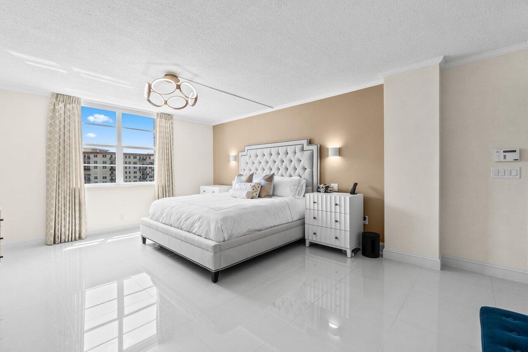 For Sale: $679,900 (2 beds, 2 baths, 1548 Square Feet)