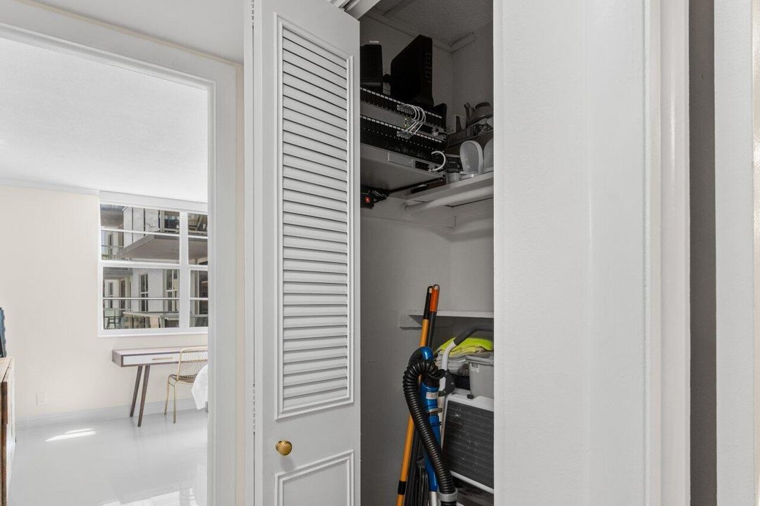 For Sale: $679,900 (2 beds, 2 baths, 1548 Square Feet)