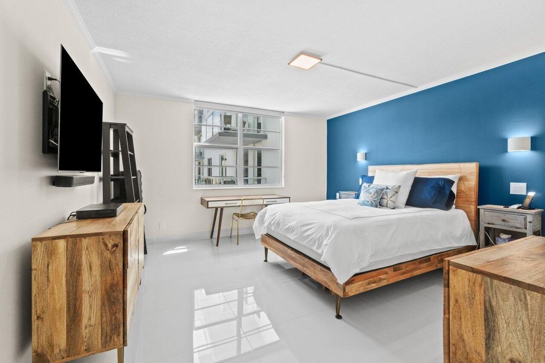 For Sale: $679,900 (2 beds, 2 baths, 1548 Square Feet)