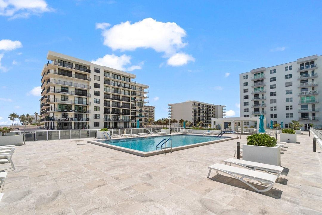 For Sale: $679,900 (2 beds, 2 baths, 1548 Square Feet)