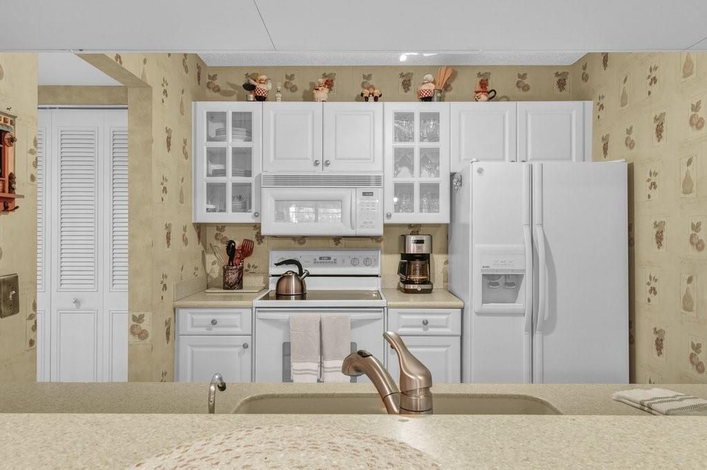 Activo con contrato: $224,000 (2 camas, 2 baños, 1188 Pies cuadrados)