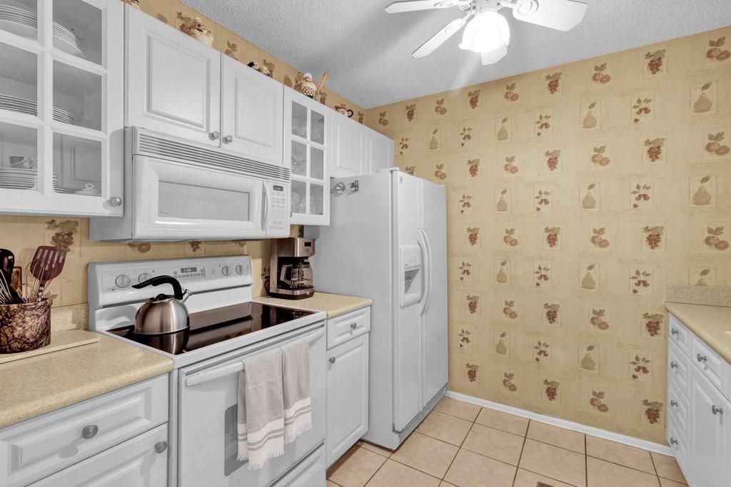 Activo con contrato: $224,000 (2 camas, 2 baños, 1188 Pies cuadrados)