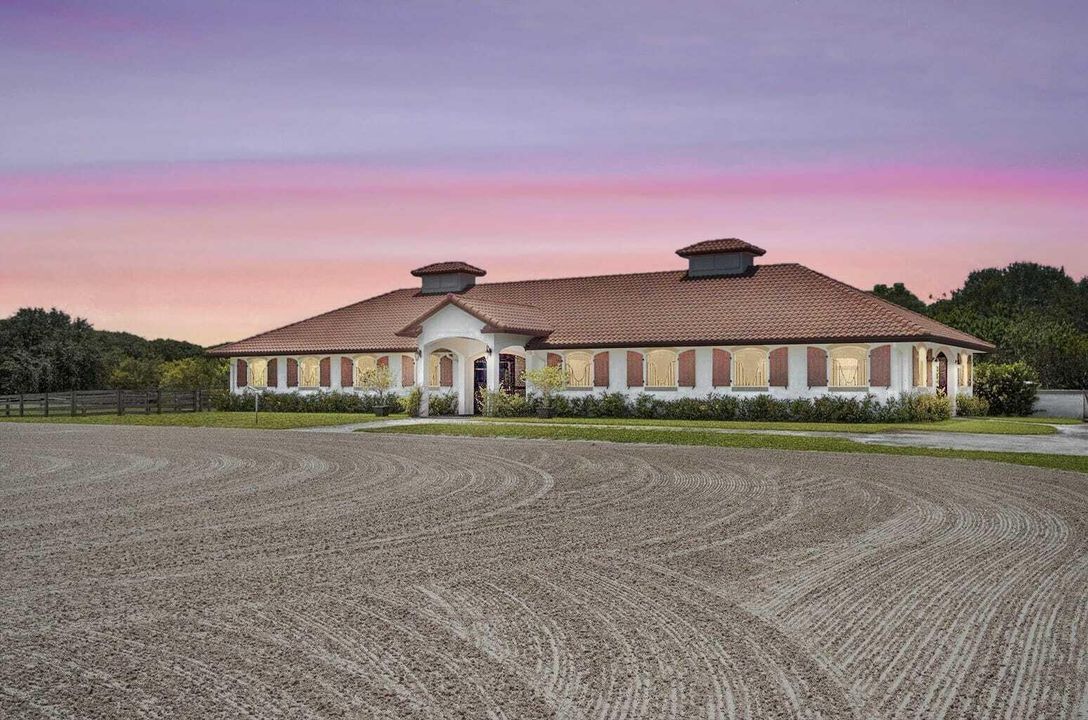 En Renta: $16,000 (4 camas, 4 baños, 4710 Pies cuadrados)