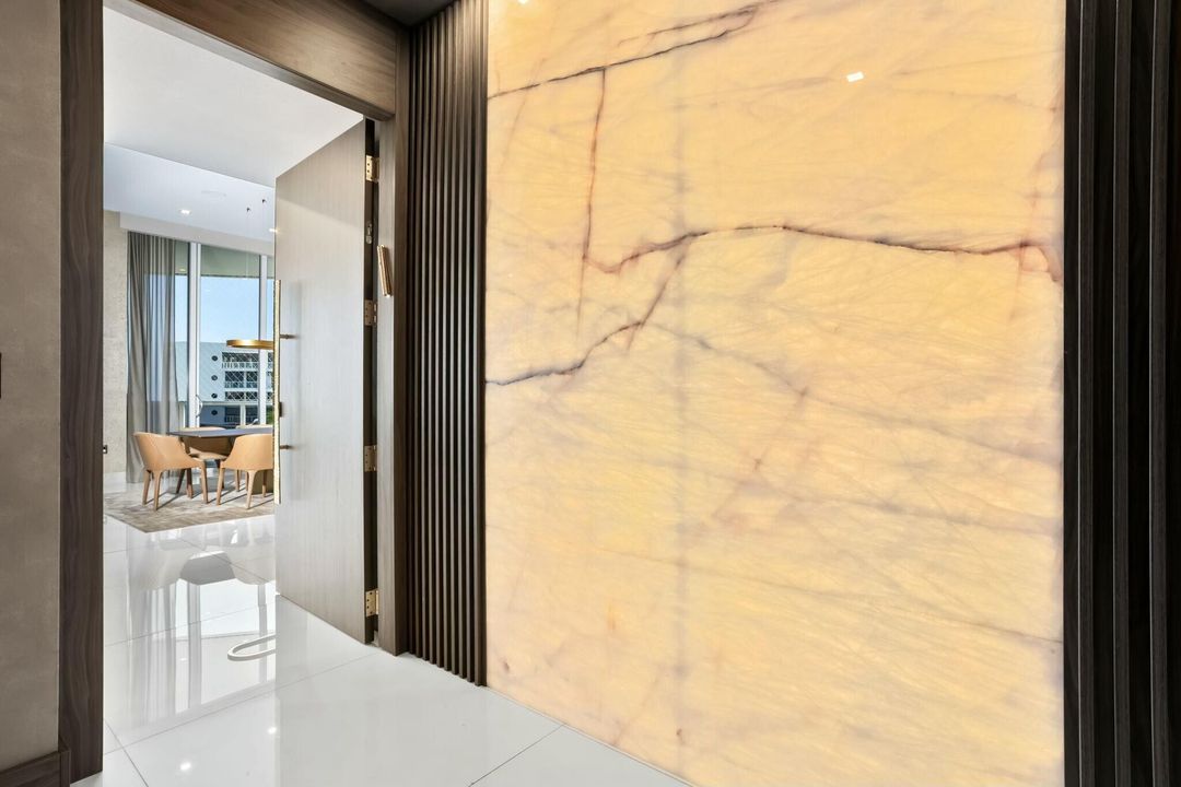 For Sale: $5,995,000 (4 beds, 6 baths, 4955 Square Feet)